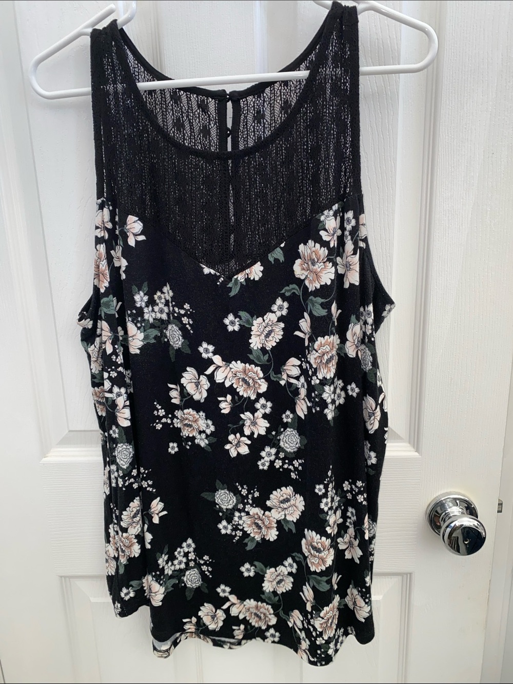 torrid Black Floral Lace-Back Camisole